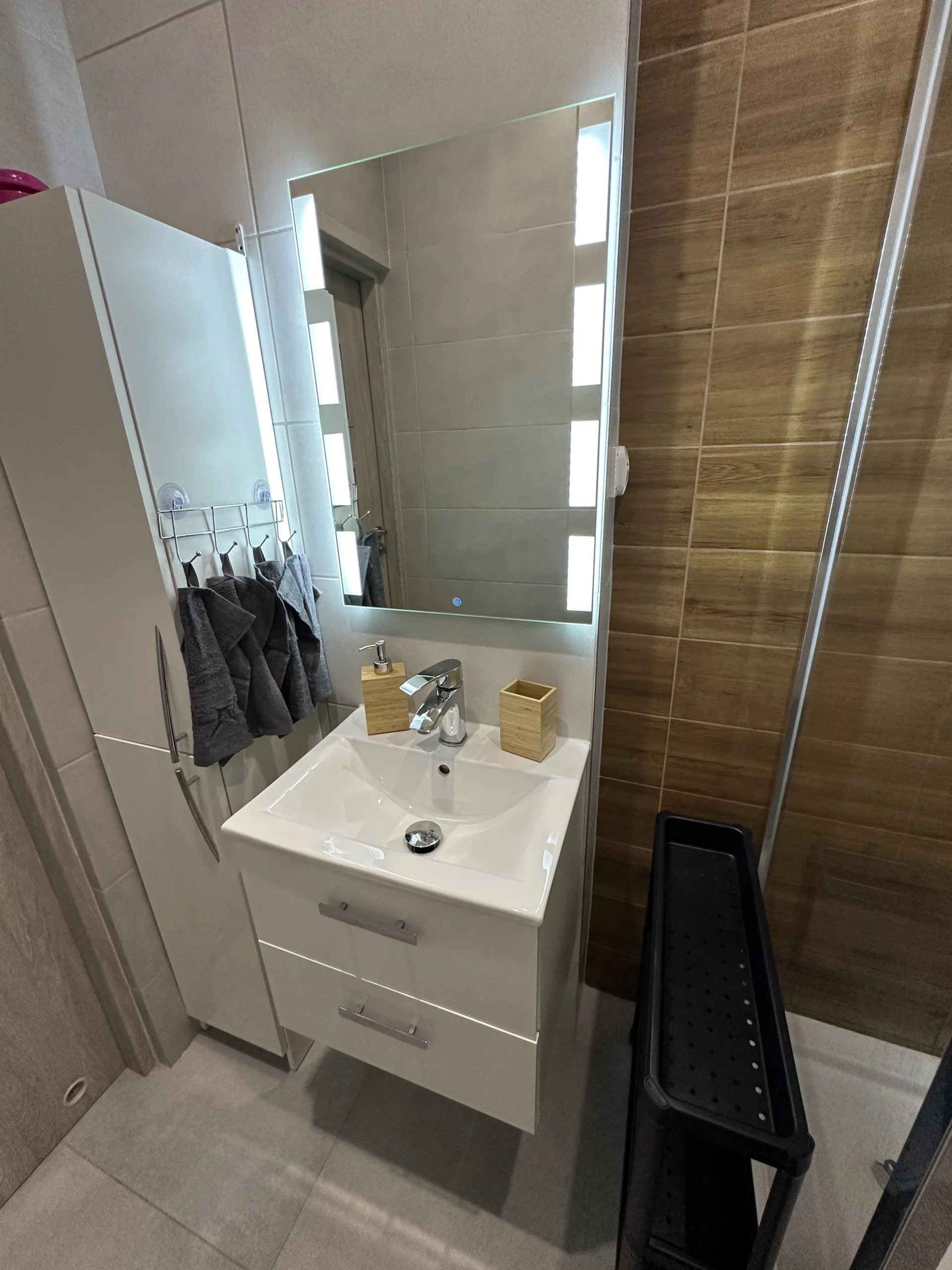 20240719_140047476_iOS